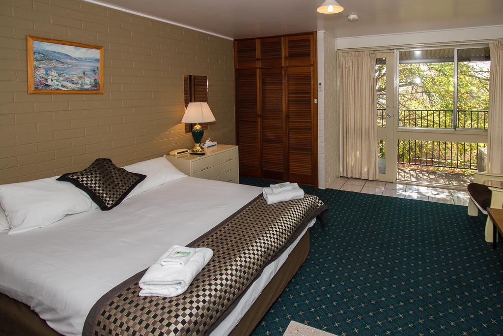 Blayney Leumeah Motel 外观 照片
